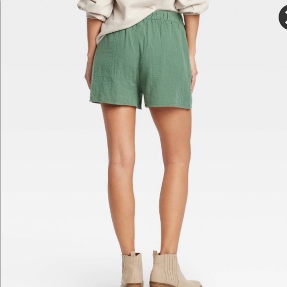 NEW Universal Thread Shorts Small - Picture 2 of 11